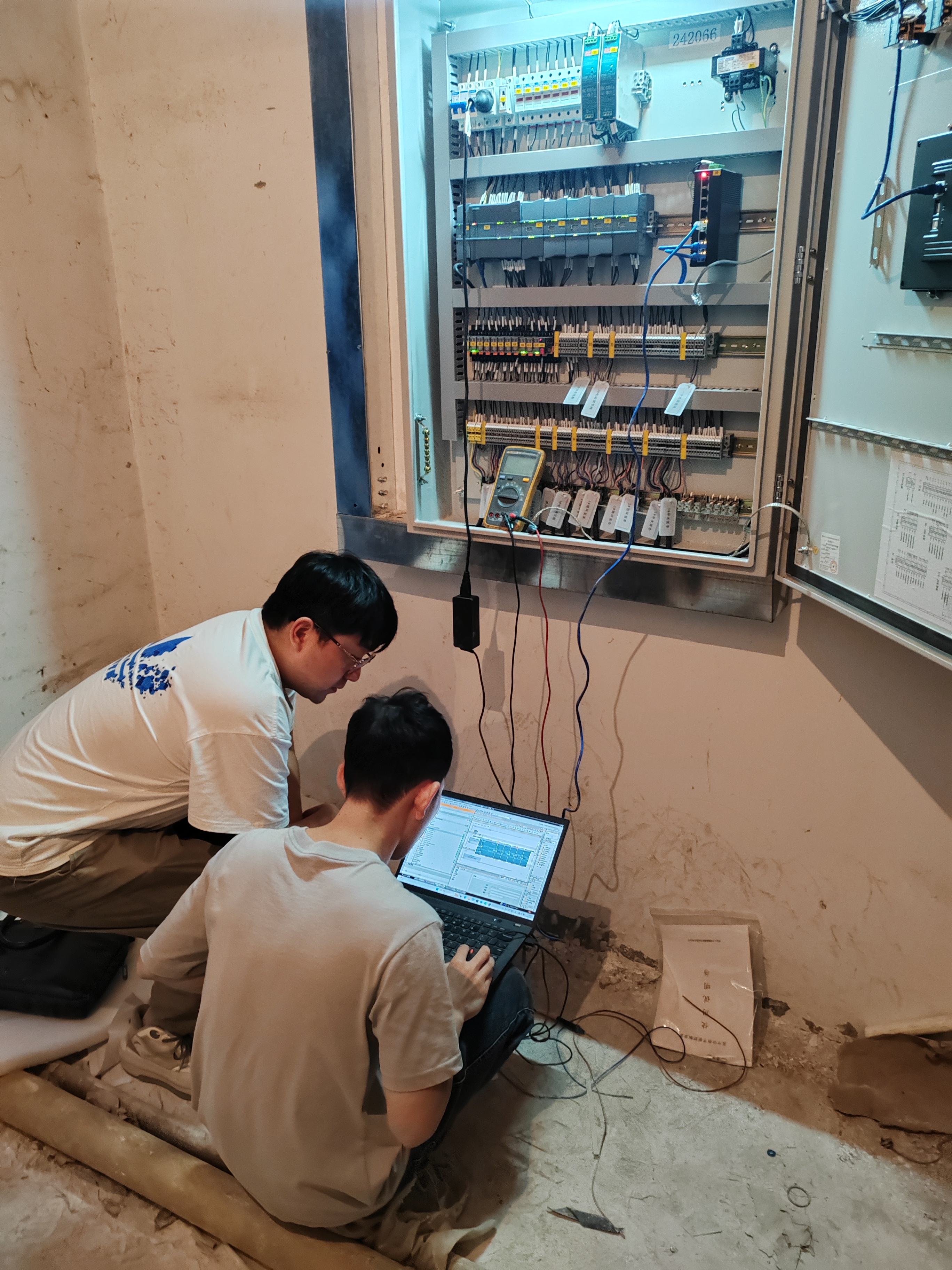 假期落幕暖意續!工大科雅人雙節堅守崗位,守護萬家溫(圖6) IMG_20251005_171504.jpg