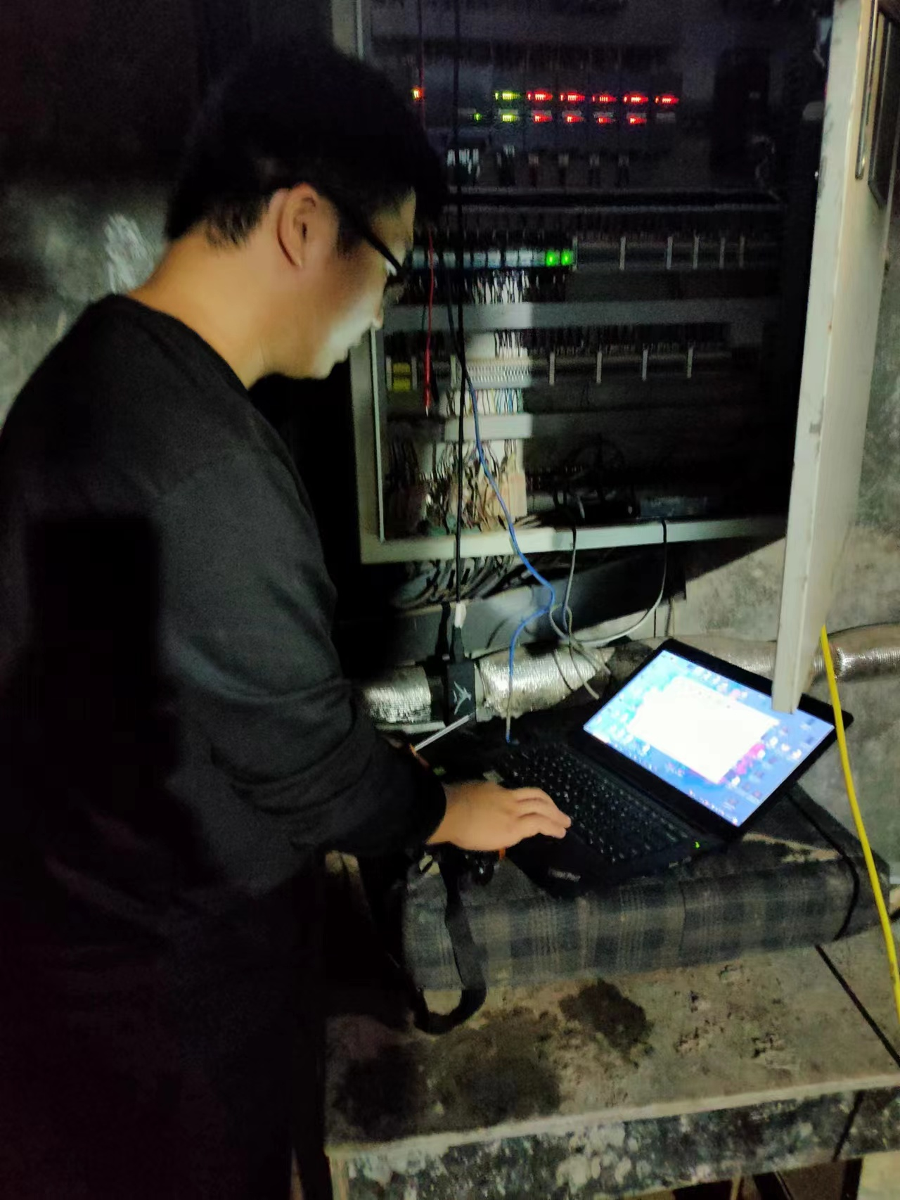 【國(guó)慶堅(jiān)守,此刻我在崗】工大科雅人全力備戰(zhàn)今冬供暖(三)(圖5) 【國(guó)慶堅(jiān)守,此刻我在崗】工大科雅人全力備戰(zhàn)今冬供暖(三)(圖5)